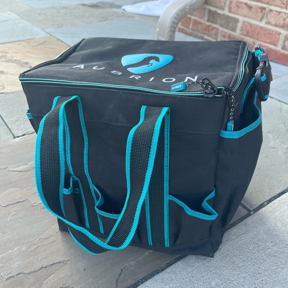 Aubrion Grooming Bag - Picture 5 of 5